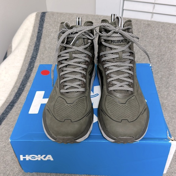 Hoka One One Challenger Gray Running Hiking Shoes High Tops Sz 10 Med (B, M) NWT - Picture 2 of 7